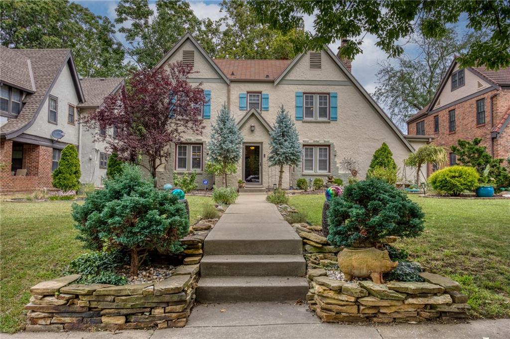Listing Photo MLS #HMS2567145