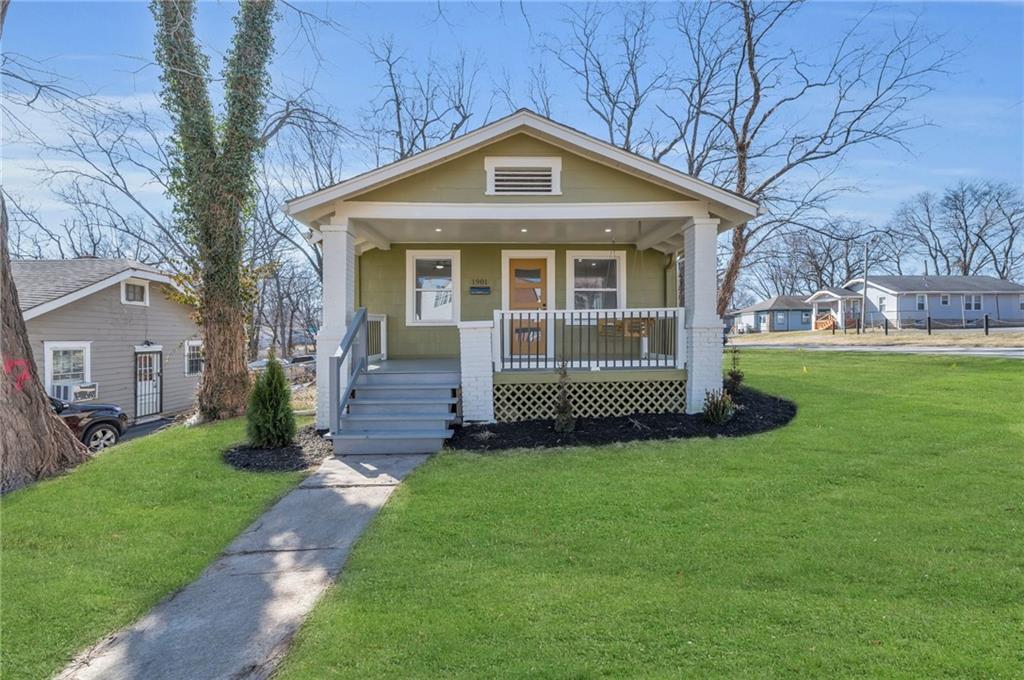 Listing Photo MLS #HMS2567152
