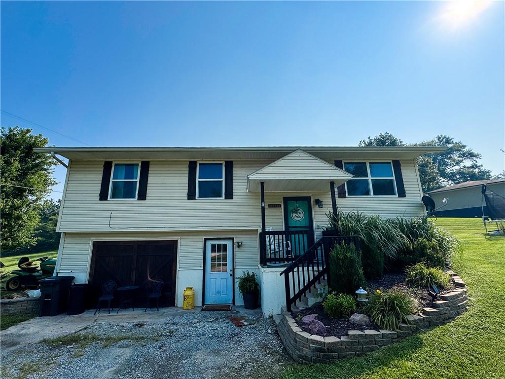 Listing Photo MLS #HMS2567195