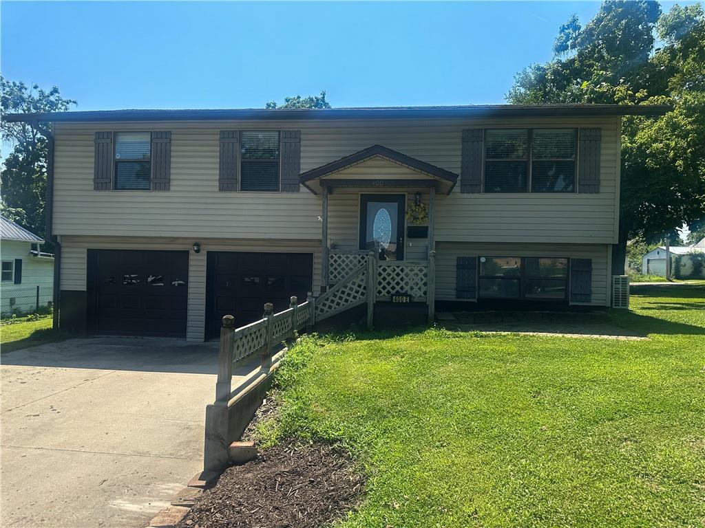 Listing Photo MLS #HMS2567199