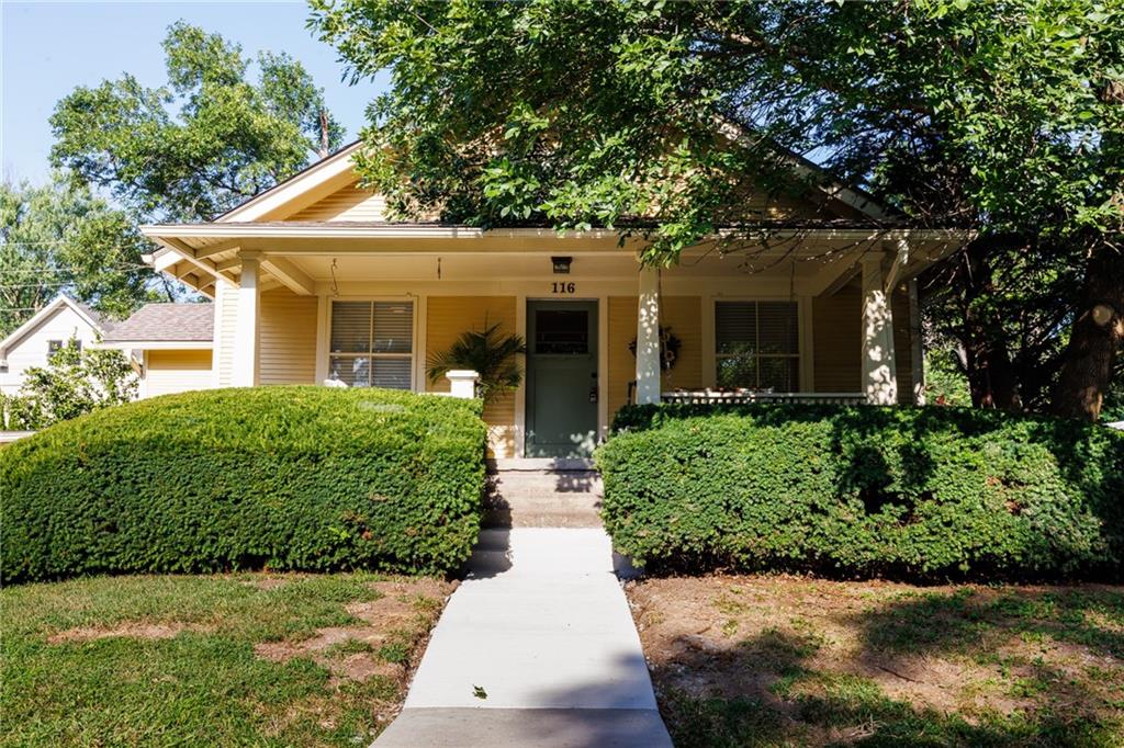 Listing Photo MLS #HMS2567979