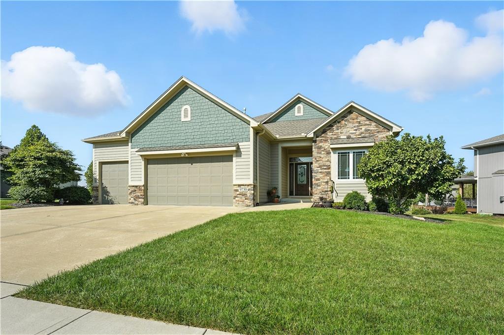 Listing Photo MLS #HMS2568410