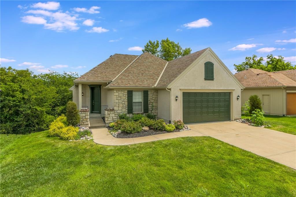 Listing Photo MLS #HMS2568784