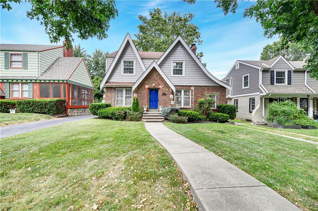 Listing Photo MLS #HMS2569218