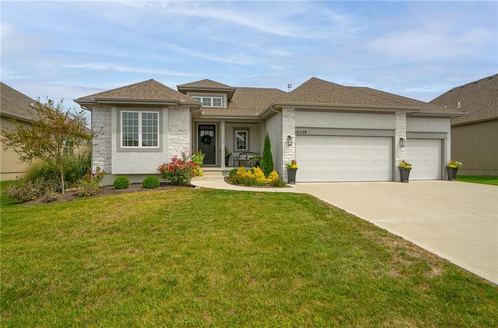 Listing Photo MLS #HMS2569760