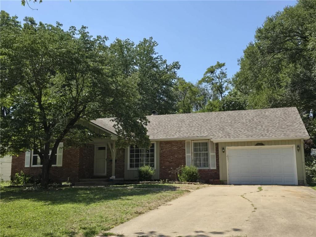 Listing Photo MLS #HMS2569876