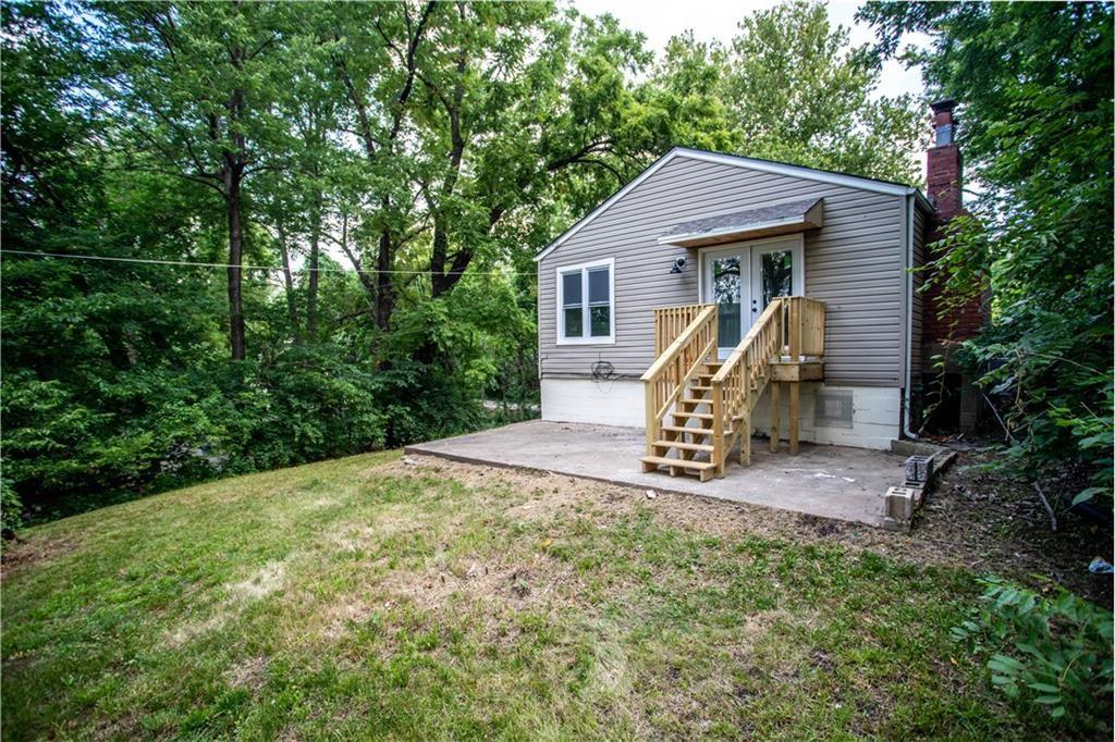 Listing Photo MLS #HMS2570026