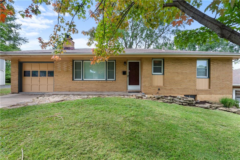 Listing Photo MLS #HMS2570065