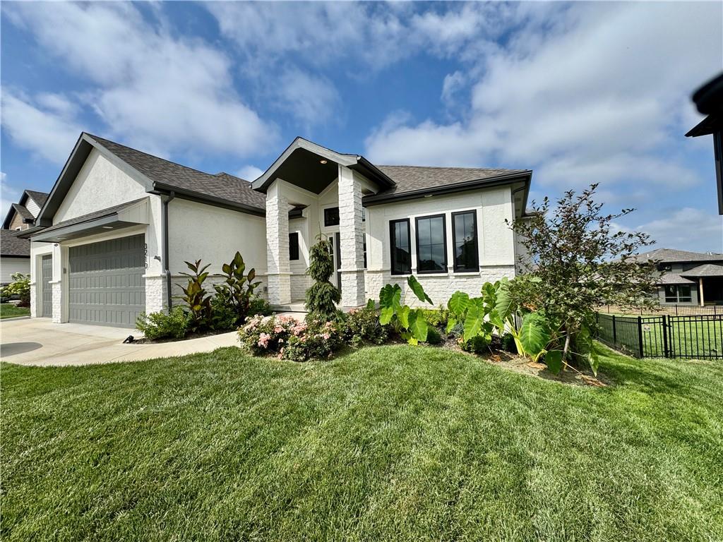 Listing Photo MLS #HMS2570152