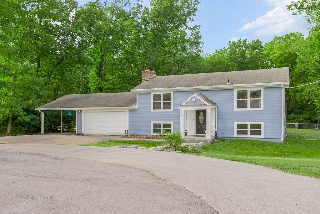 Listing Photo MLS #HMS2570284