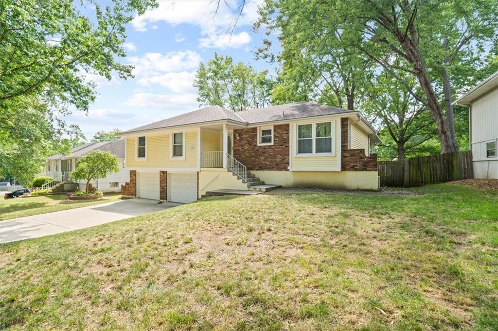 Listing Photo MLS #HMS2570352