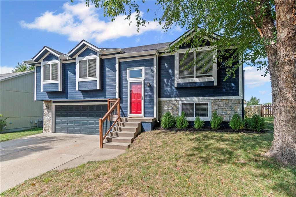 Listing Photo MLS #HMS2570537