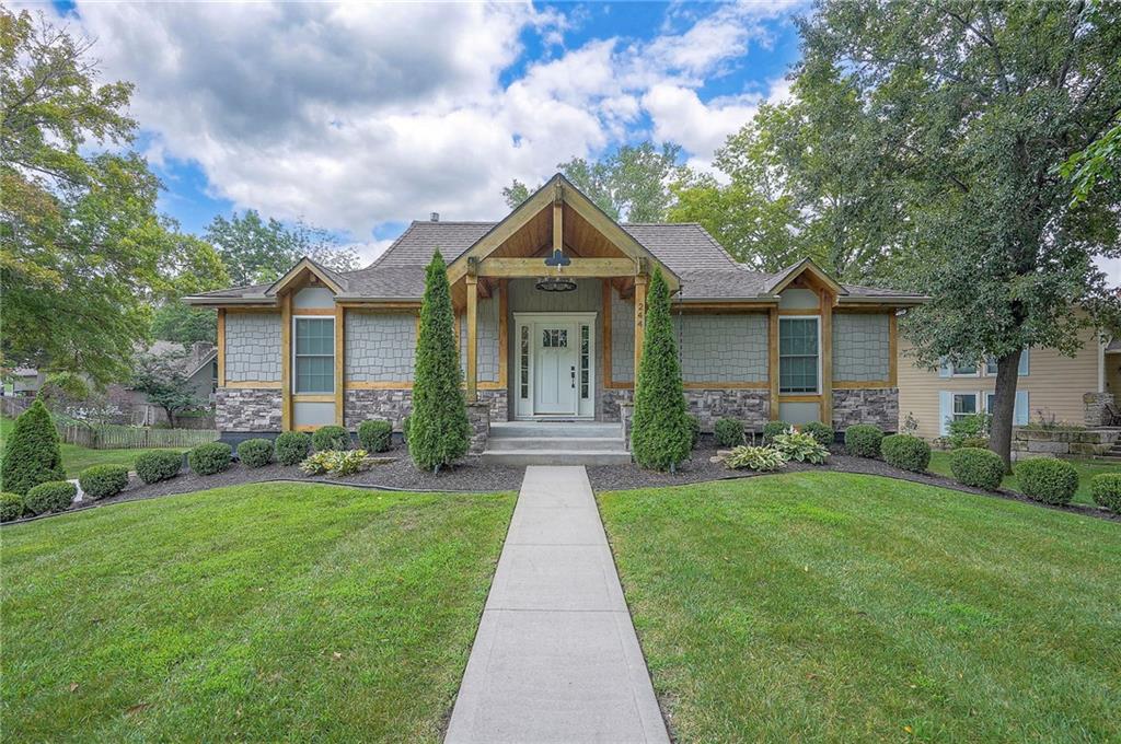Listing Photo MLS #HMS2570572
