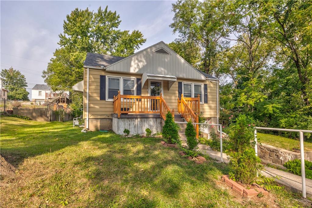 Listing Photo MLS #HMS2570672