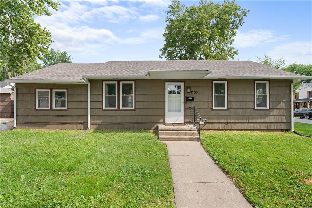 Listing Photo MLS #HMS2570704