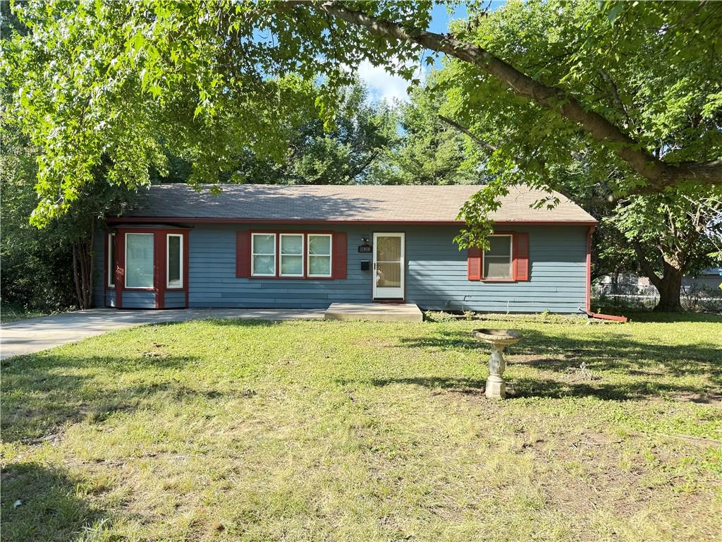 Listing Photo MLS #HMS2570853
