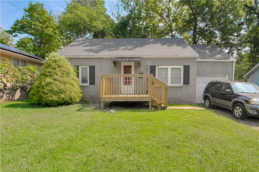 Listing Photo MLS #HMS2570884