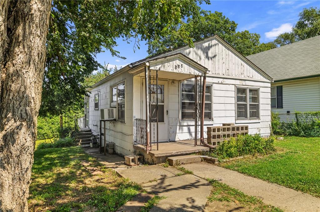 Listing Photo MLS #HMS2570966