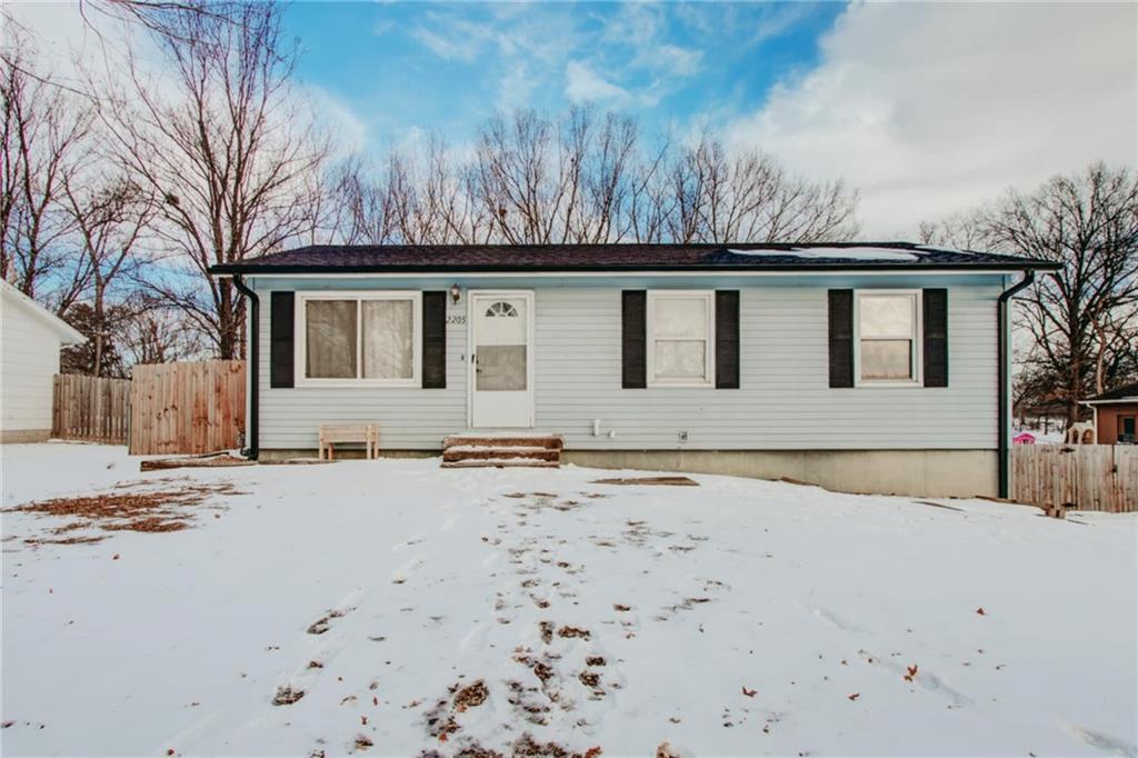 Listing Photo MLS #HMS2570978