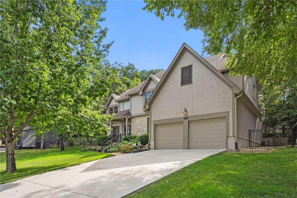 Listing Photo MLS #HMS2570985