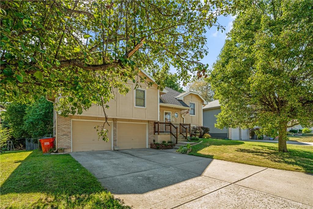 Listing Photo MLS #HMS2571007