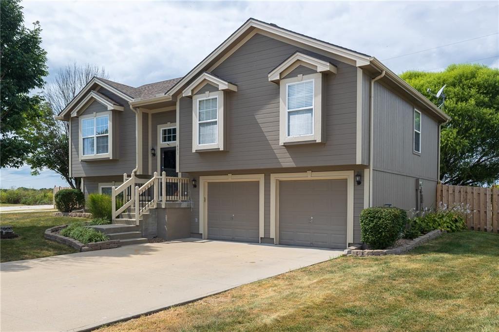 Listing Photo MLS #HMS2571024