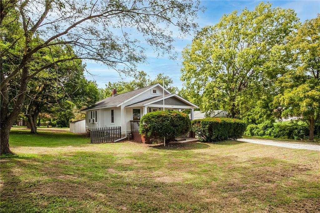 Listing Photo MLS #HMS2571056