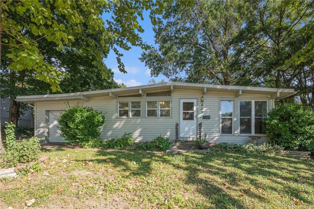 Listing Photo MLS #HMS2571193