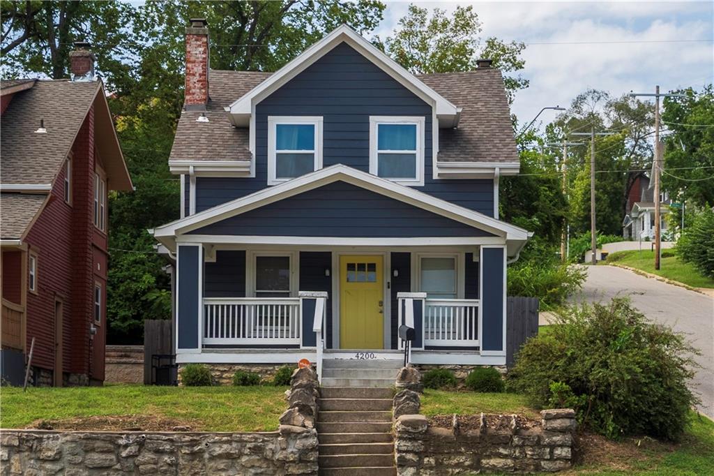 Listing Photo MLS #HMS2571225