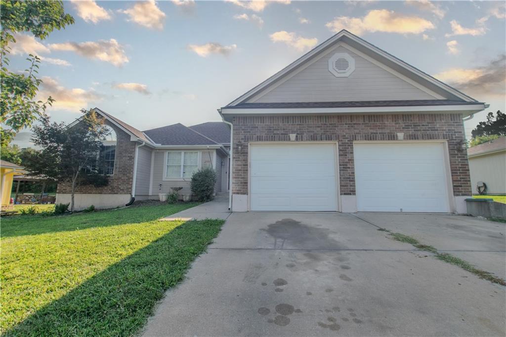 Listing Photo MLS #HMS2571256