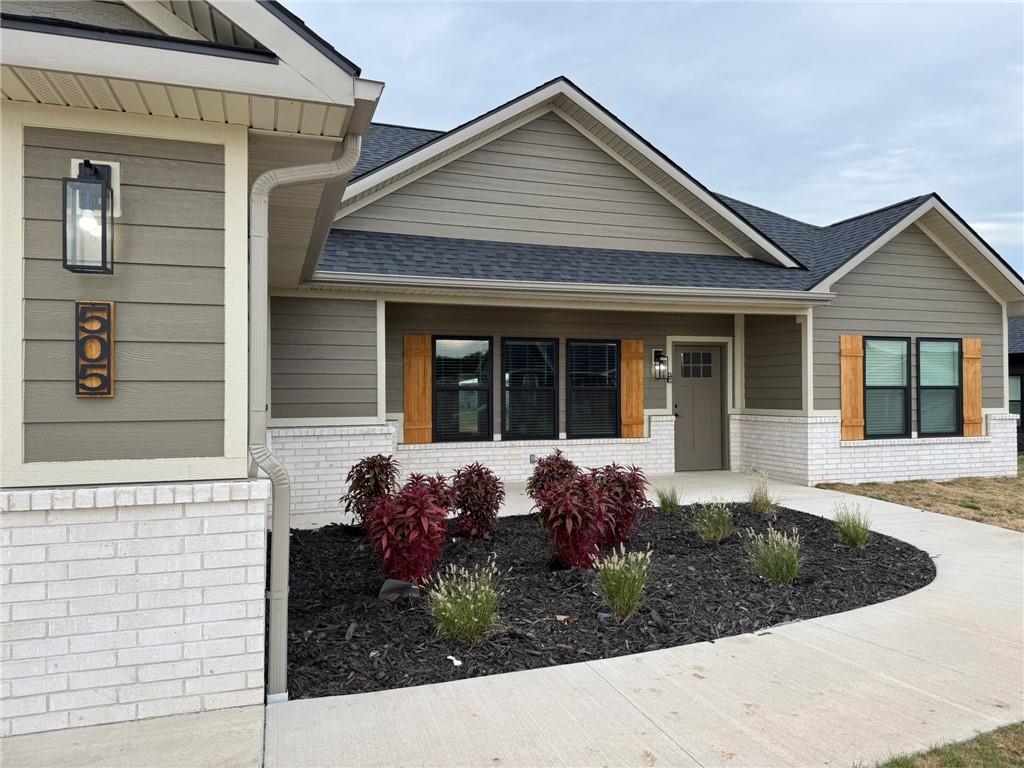 Listing Photo MLS #HMS2571364