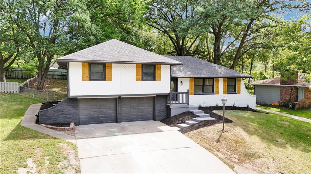 Listing Photo MLS #HMS2571495