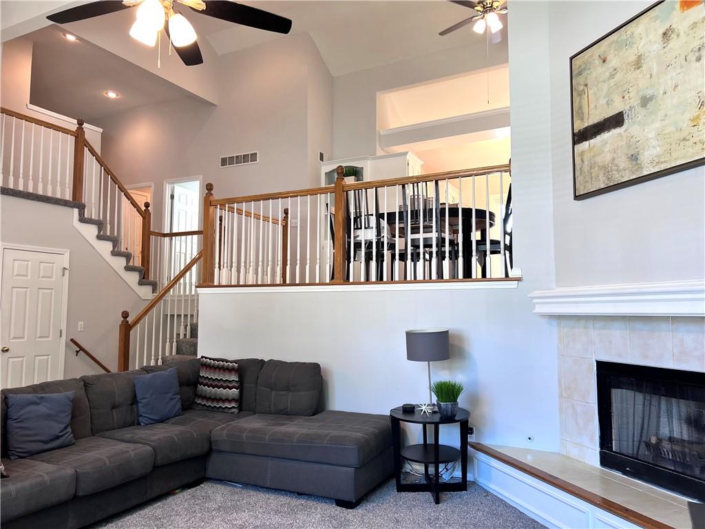 Listing Photo MLS #HMS2571539