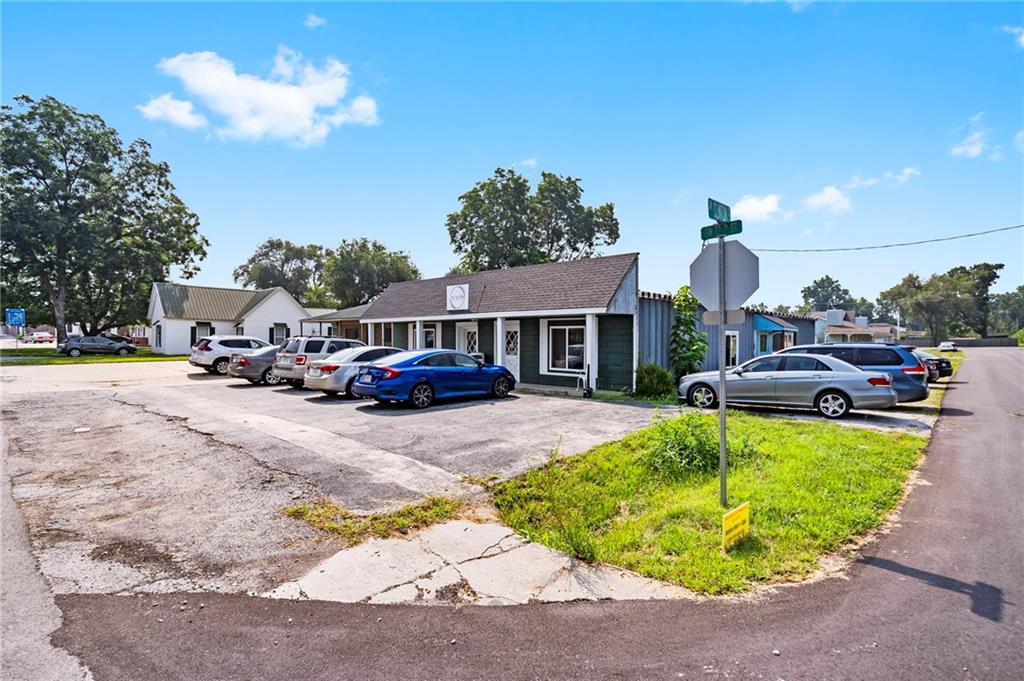 Listing Photo MLS #HMS2571768