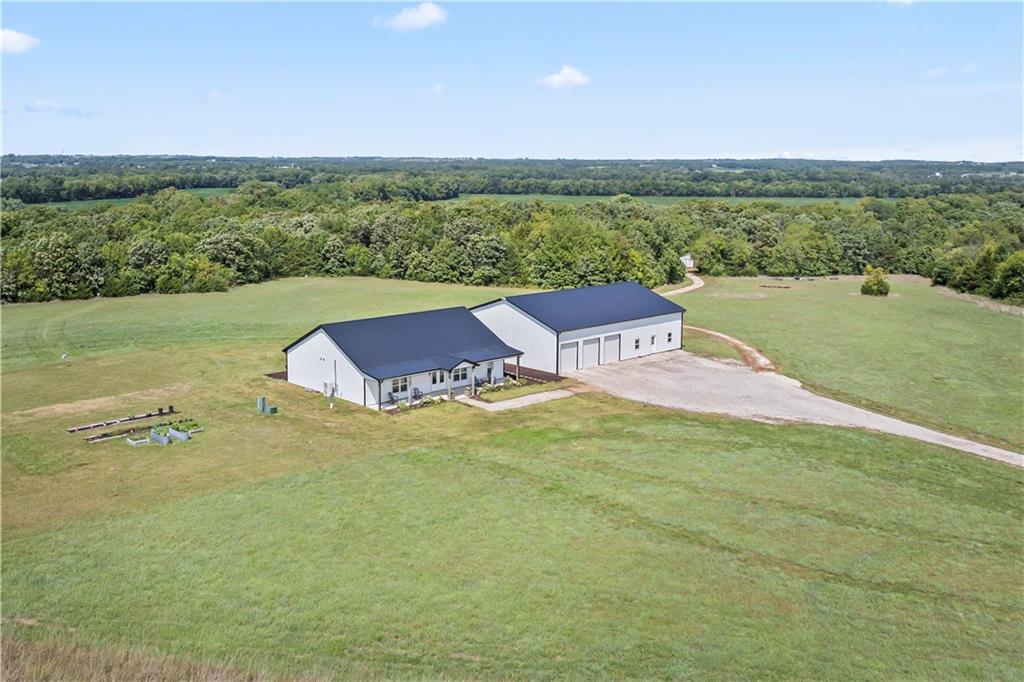 Listing Photo MLS #HMS2571811