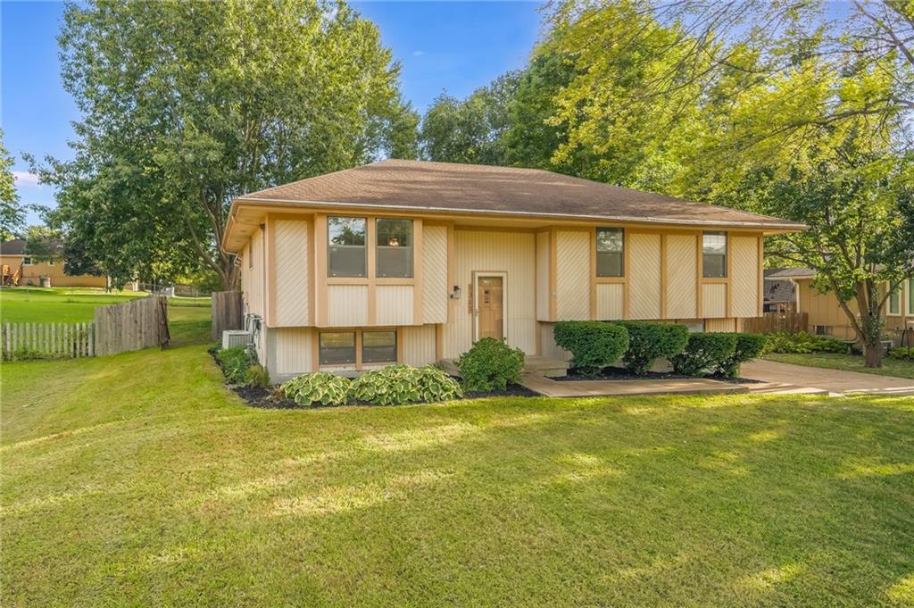 Listing Photo MLS #HMS2571828