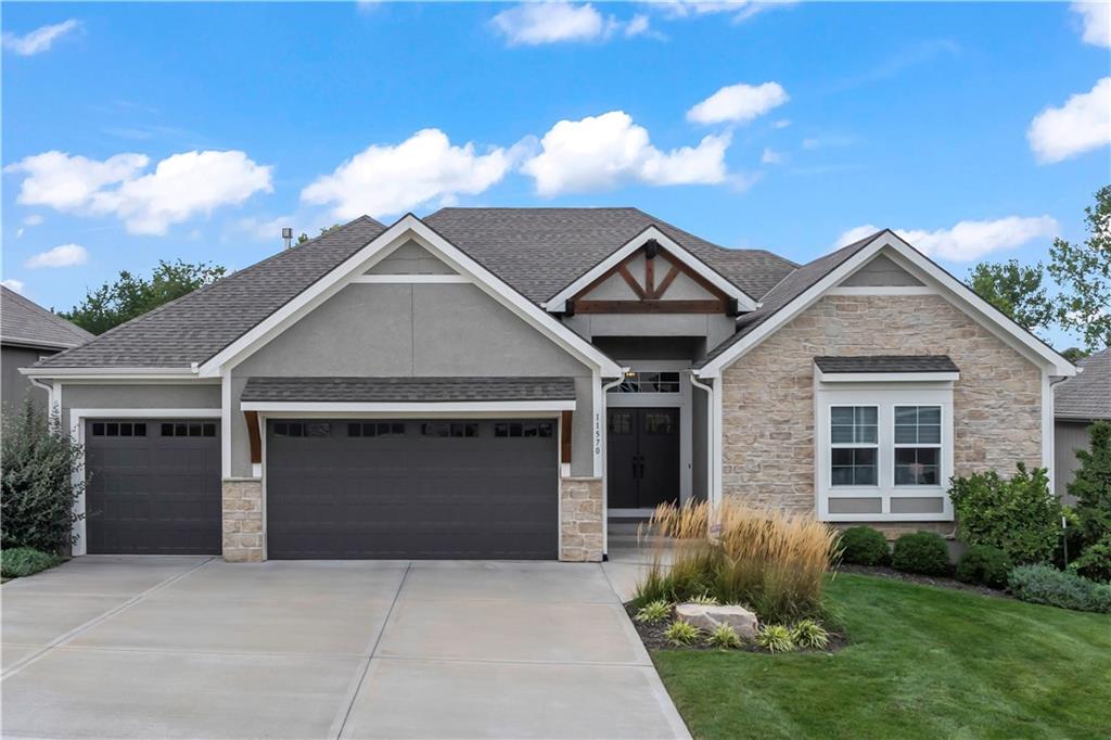 Listing Photo MLS #HMS2572065
