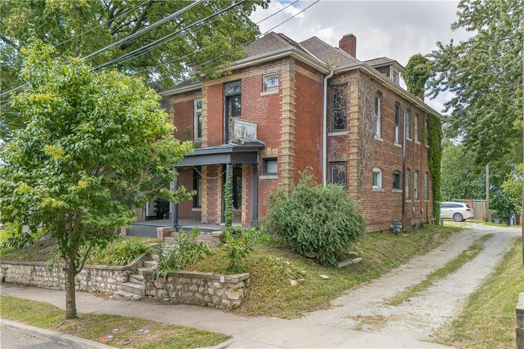 Listing Photo MLS #HMS2572072