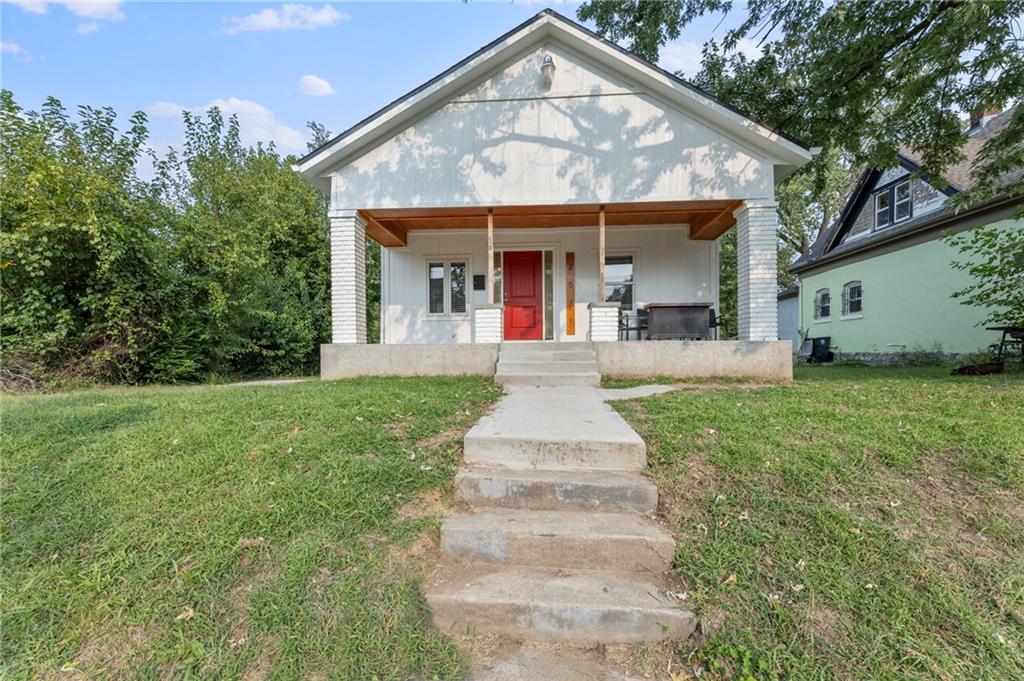 Listing Photo MLS #HMS2572197