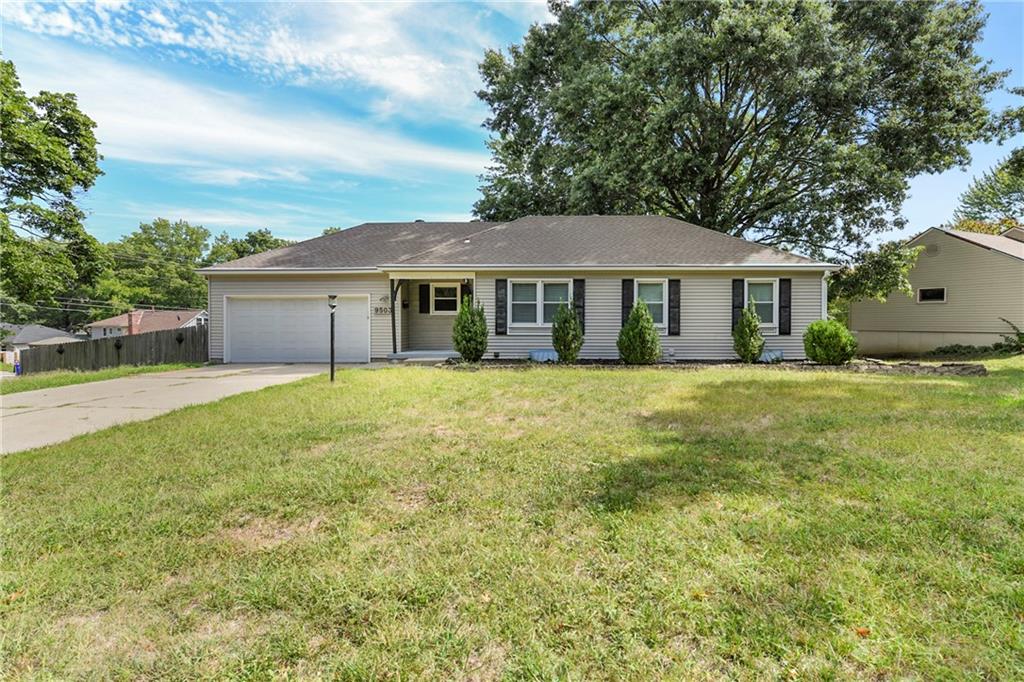 Listing Photo MLS #HMS2572236