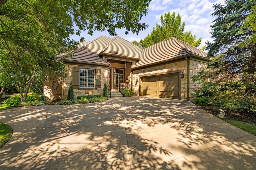 Listing Photo MLS #HMS2572287