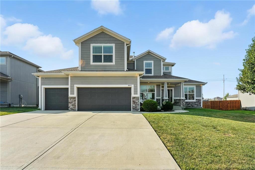 Listing Photo MLS #HMS2572317