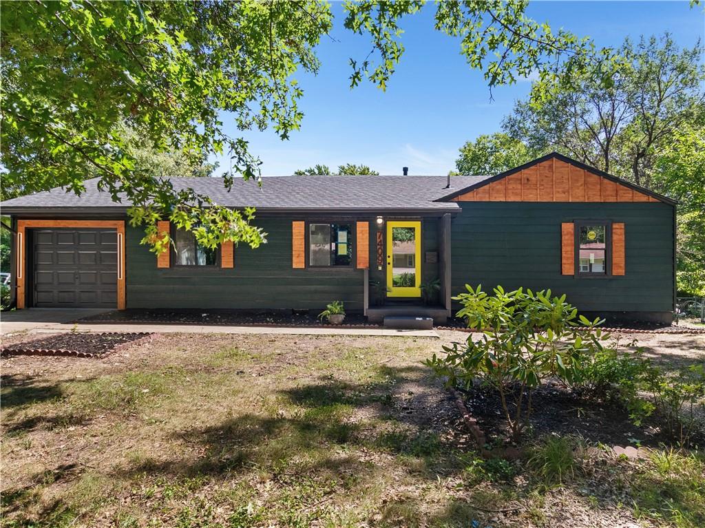 Listing Photo MLS #HMS2572558