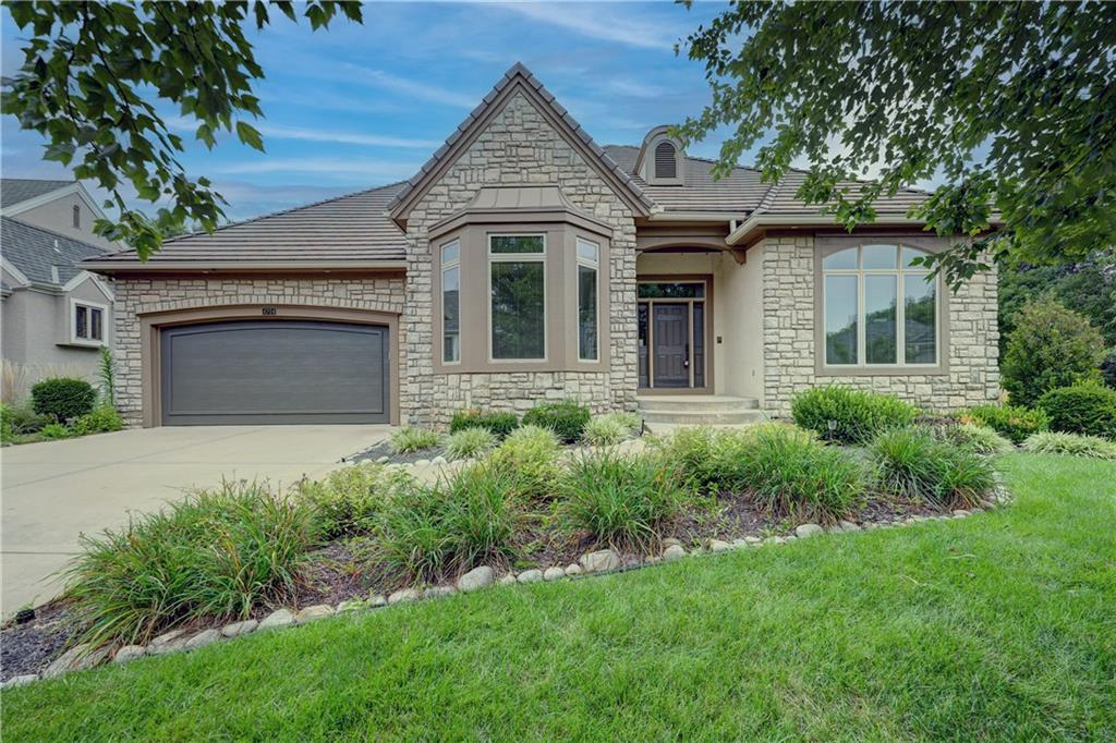 Listing Photo MLS #HMS2572605