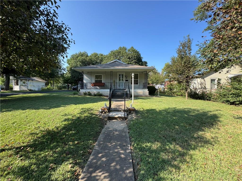 Listing Photo MLS #HMS2572617