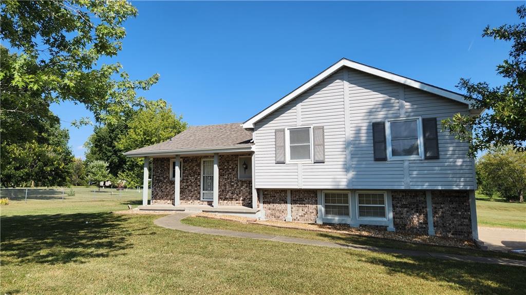 Listing Photo MLS #HMS2572730
