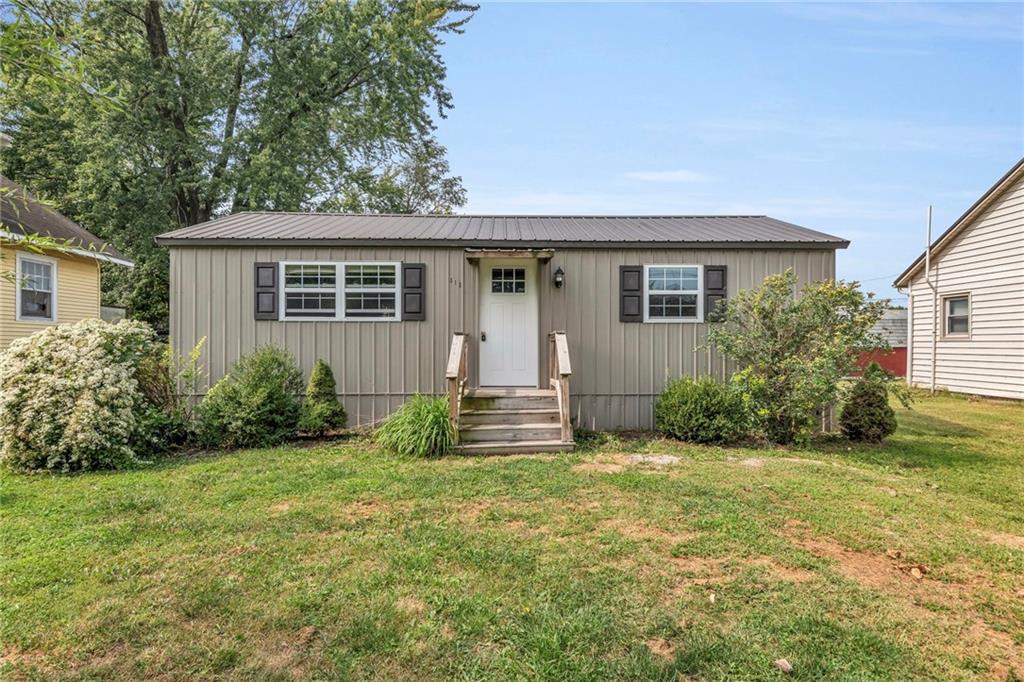 Listing Photo MLS #HMS2573849