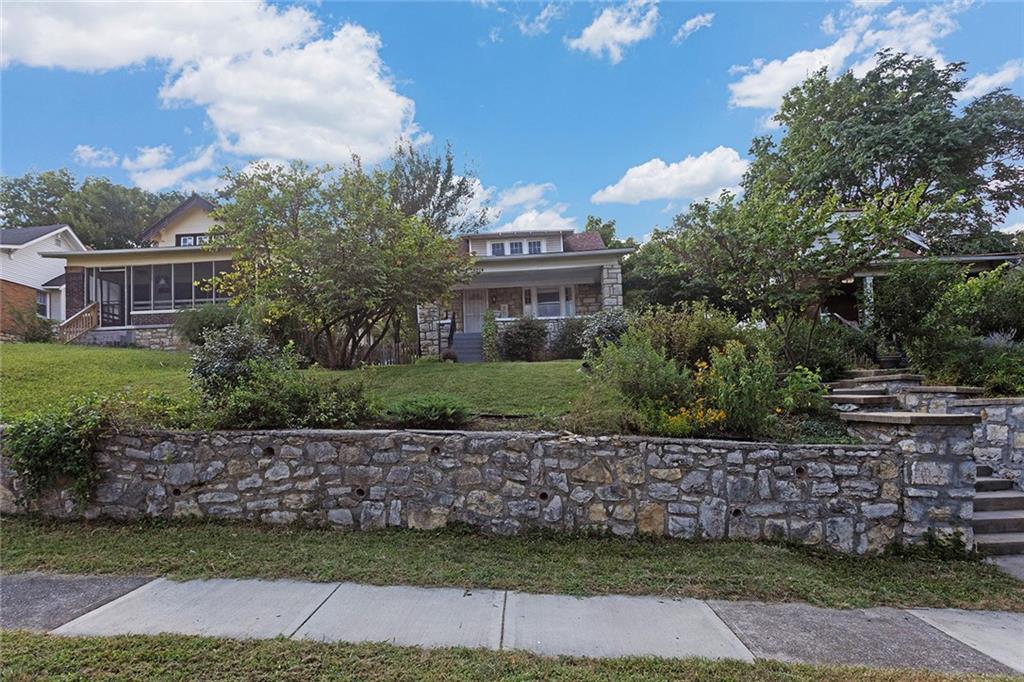 Listing Photo MLS #HMS2573866