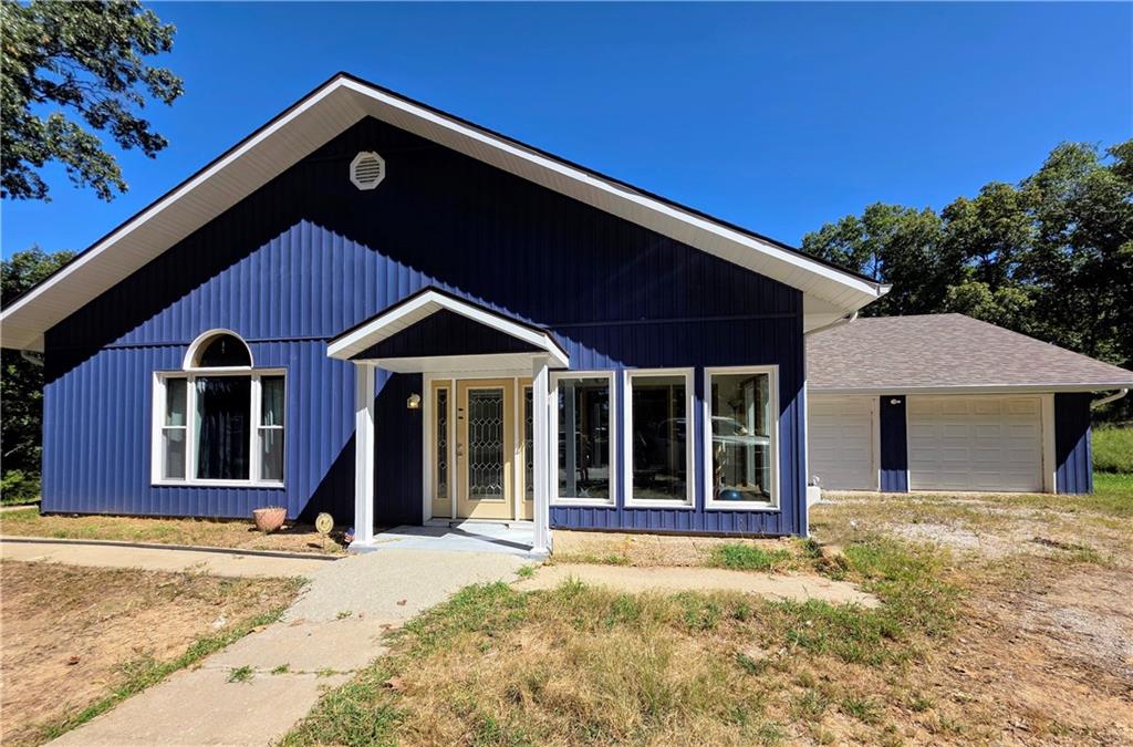 Listing Photo MLS #HMS2574184