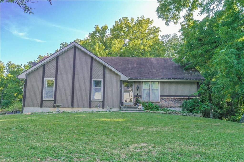 Listing Photo MLS #HMS2574336
